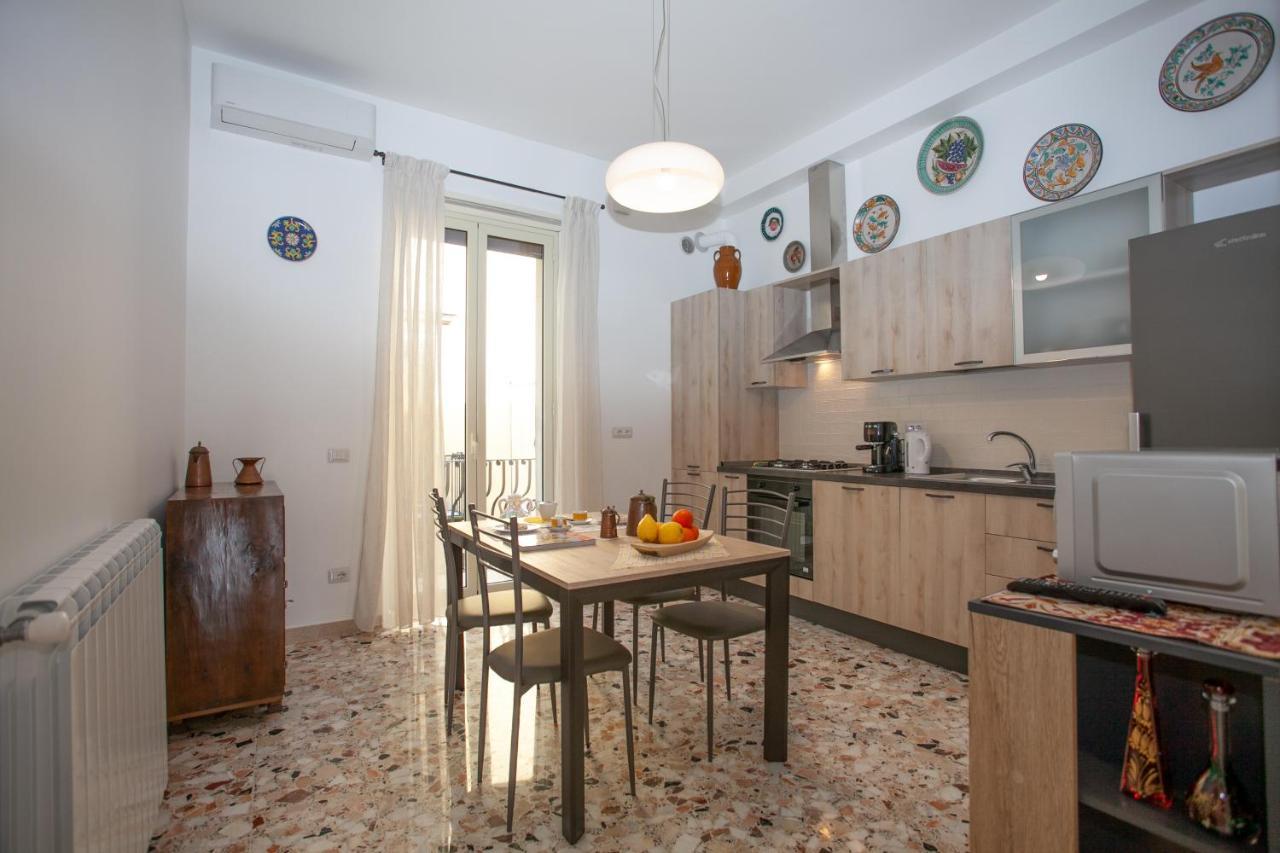 Casa Rosa Lägenhet Taormina Exteriör bild